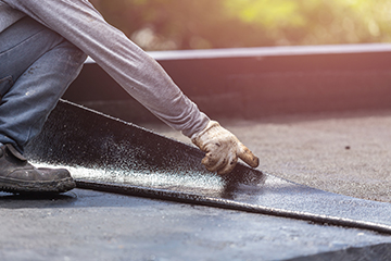 Single ply roofing installation