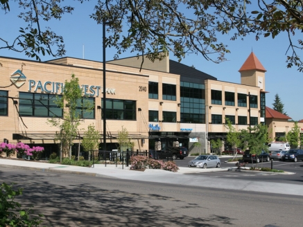 A strip mall building