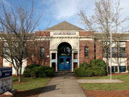 Sandy Grade School in Sandy, OR